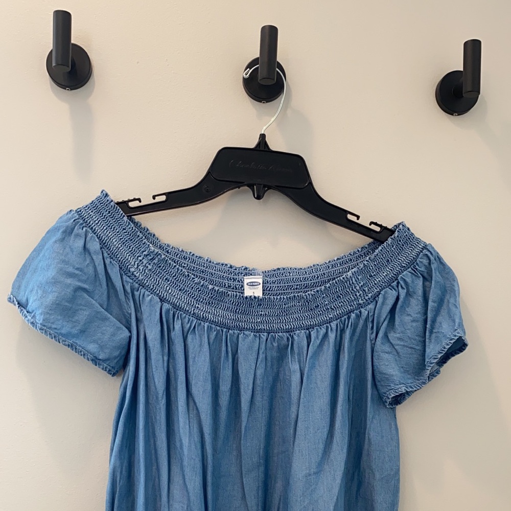 SOLD Old Navy Off Shoulder Top